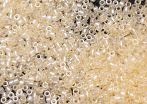 Бисер Япония MIYUKI Delica цилиндрический 11/0 5 г DB1478 абрикос прозрачный бледный блестящий